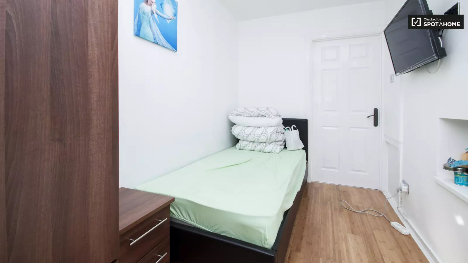 Flat Sherfield Gardens in Greater London