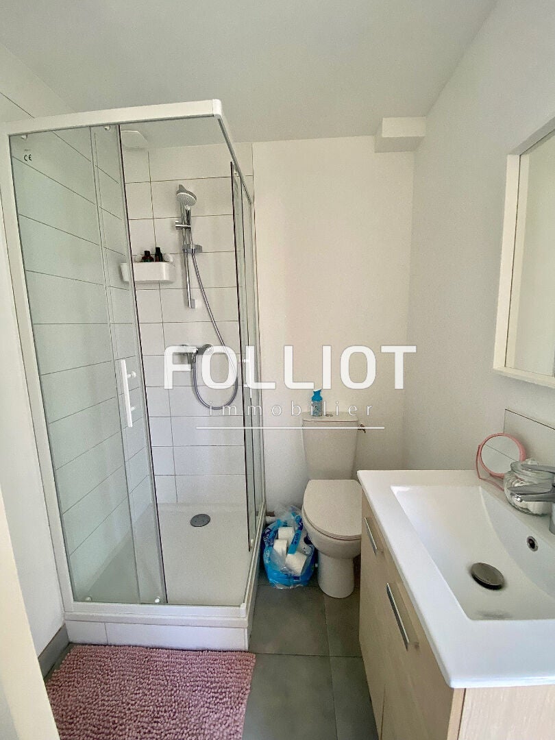Flat Rue Leverrier in Caen