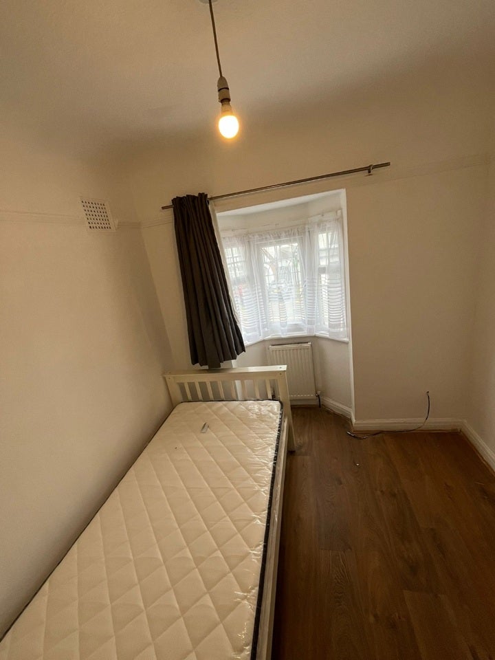 Room Radcliffe Road in Greater London