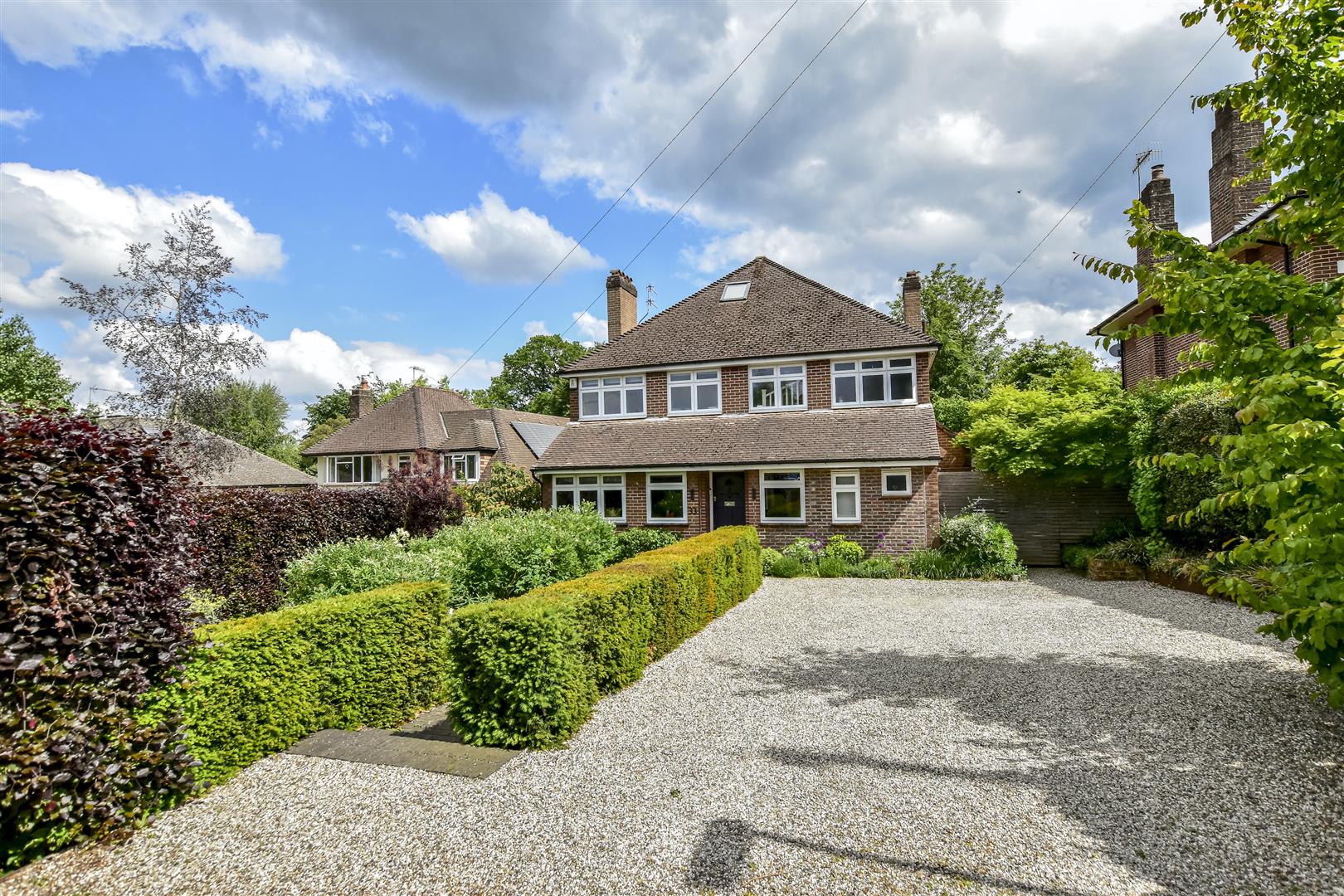 House Cedar Road in Dacorum