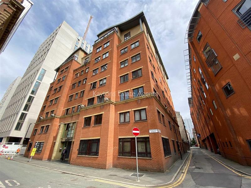 Flat Dickinson Street in Manchester