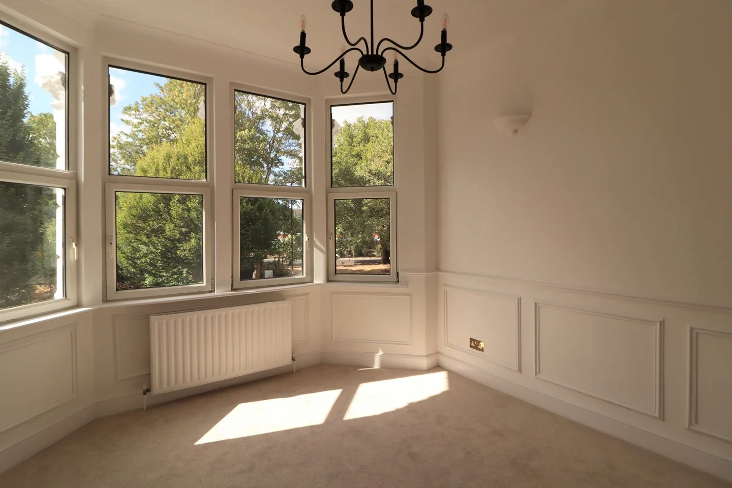 Flat Culverley Road in Greater London