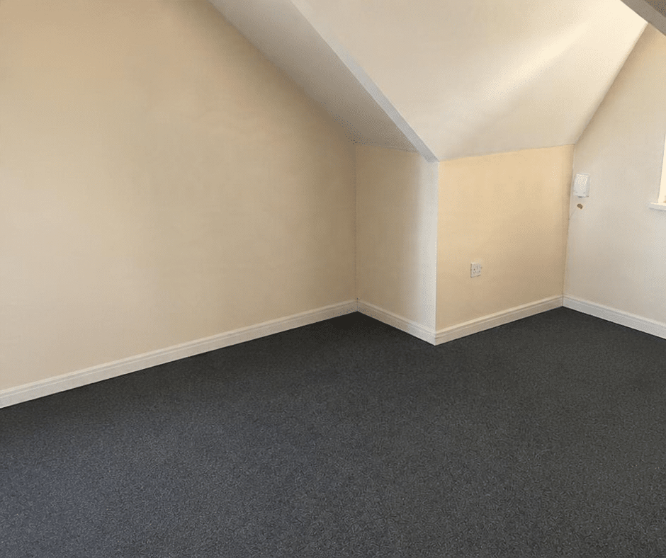 Room Bayford Road in Arun