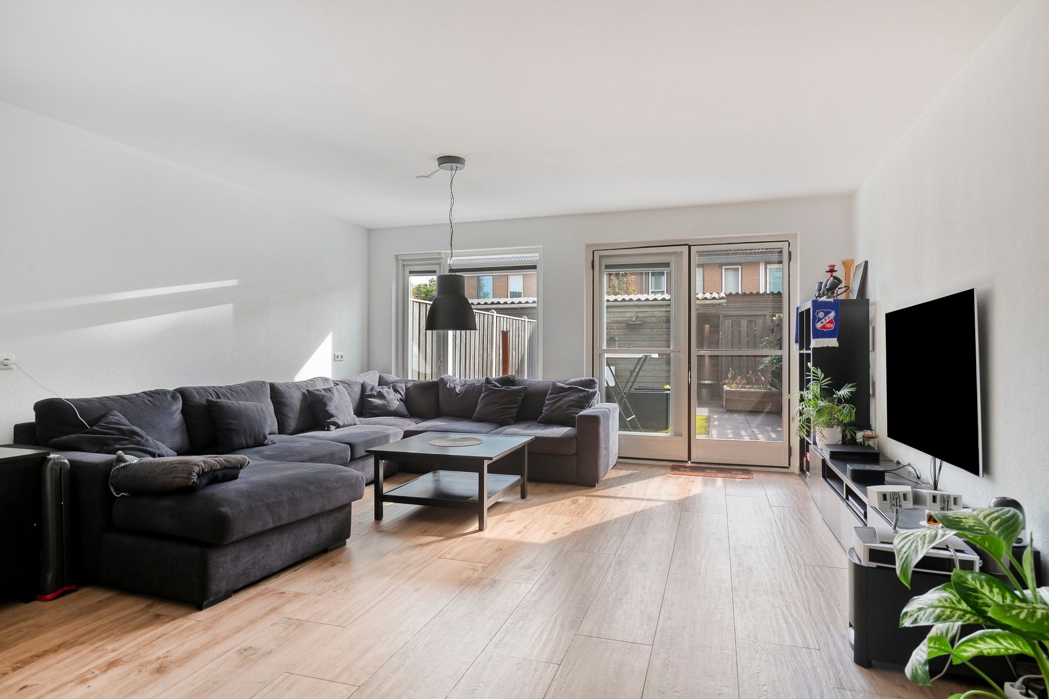 Tussenwoning te huur: Adriaan van Ostadestraat 62, Almere
