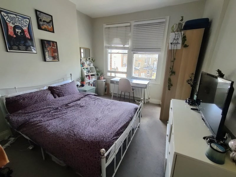 Room Monnery Road in Greater London