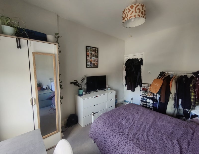 Room Monnery Road in Greater London