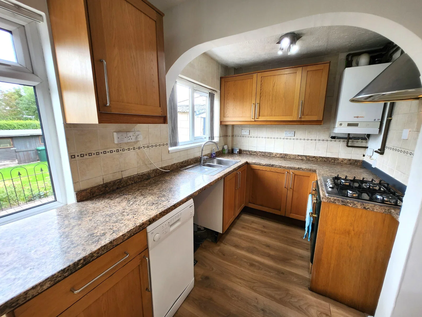 House Uplands Avenue in Sandwell