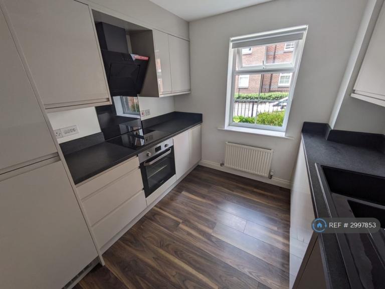 Flat Grey Meadow Road in Erewash