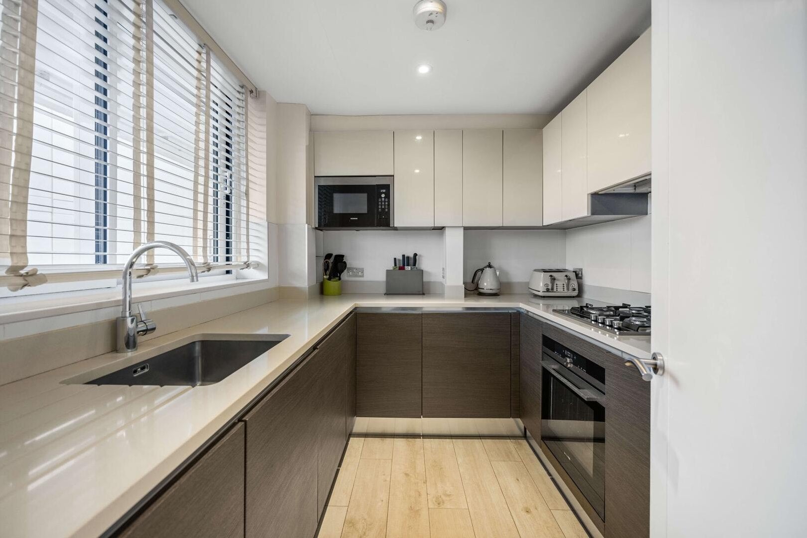 Flat Notting Hill Gate in Greater London