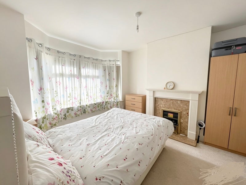 Room Willoughby Place in Rugby
