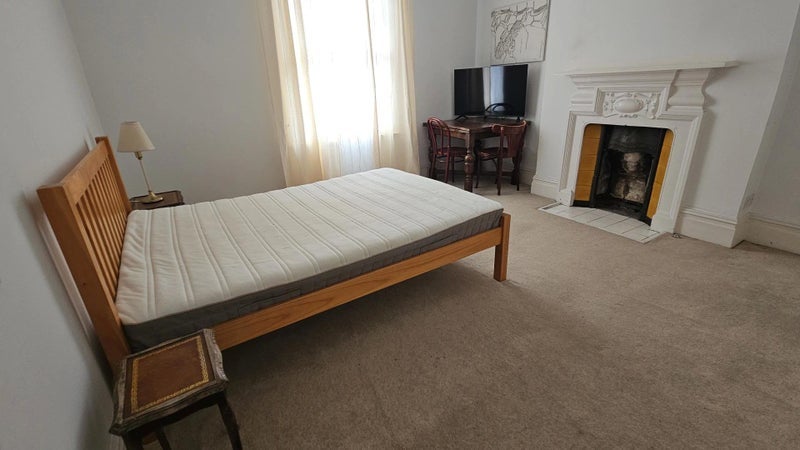Room Arundel Terrace in Greater London