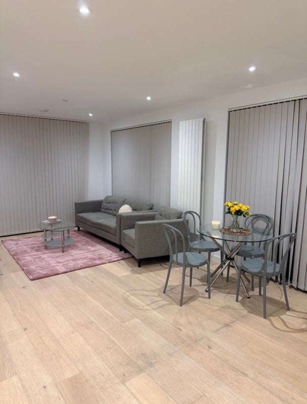 Room Shipwright Street in Greater London