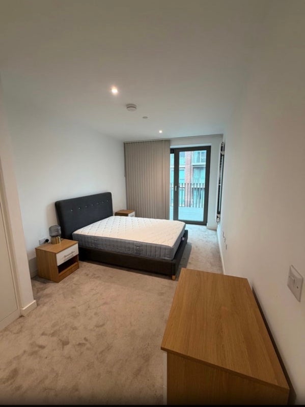 Room Shipwright Street in Greater London