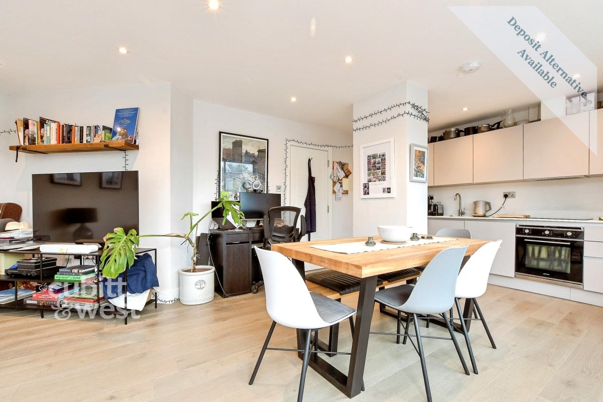 Flat Brighton Road in Greater London