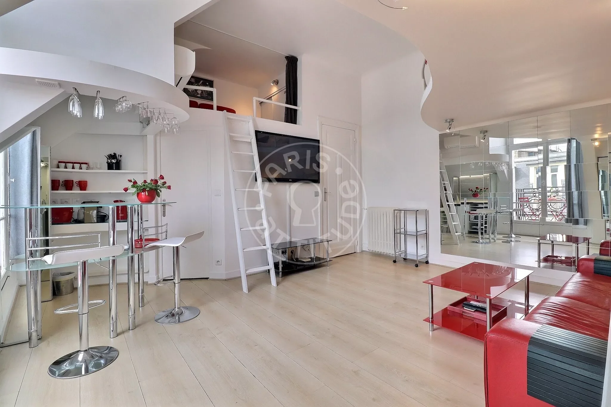 Appartement Avenue des Champs-Élysées à Paris