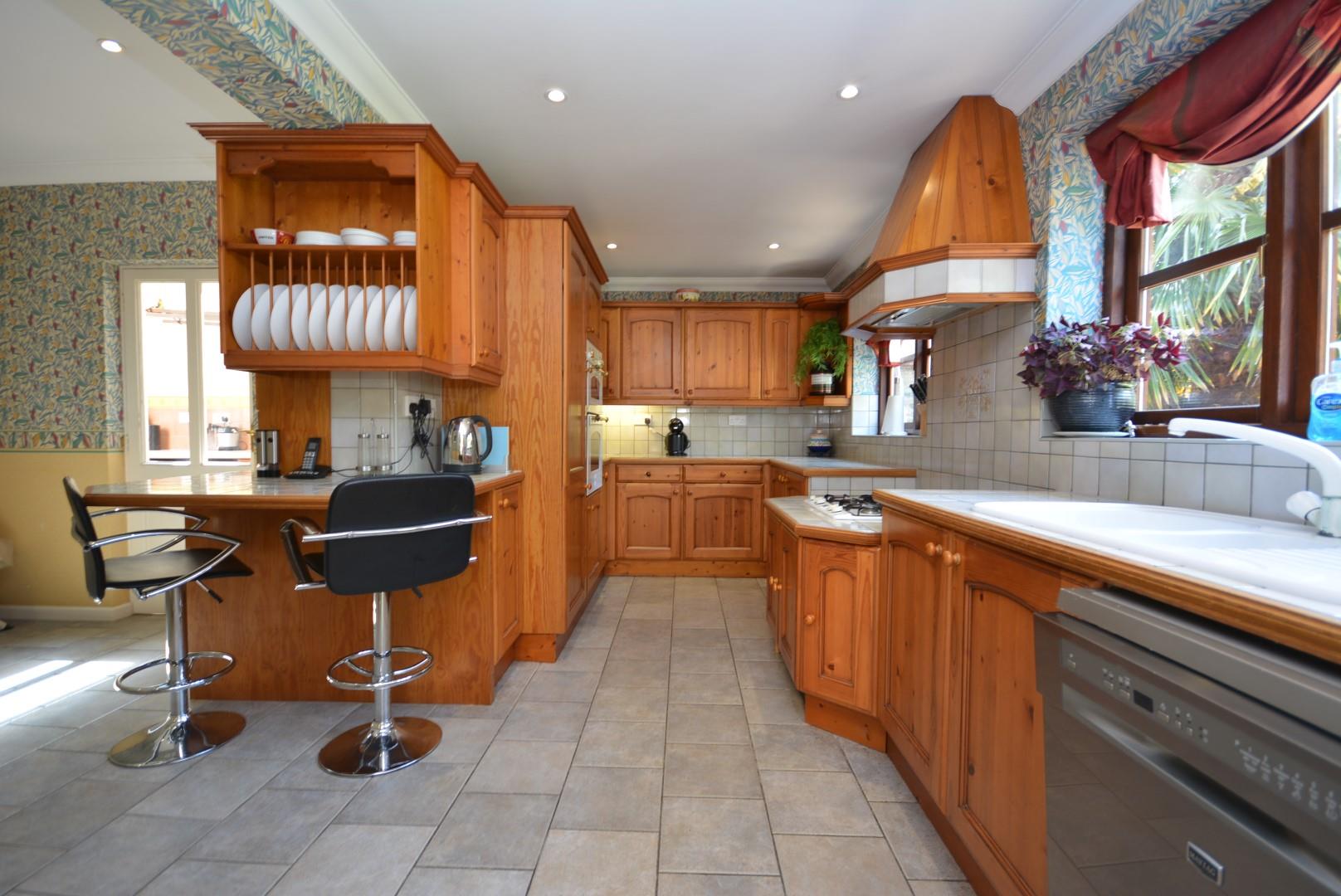 House Mendoza Close in London