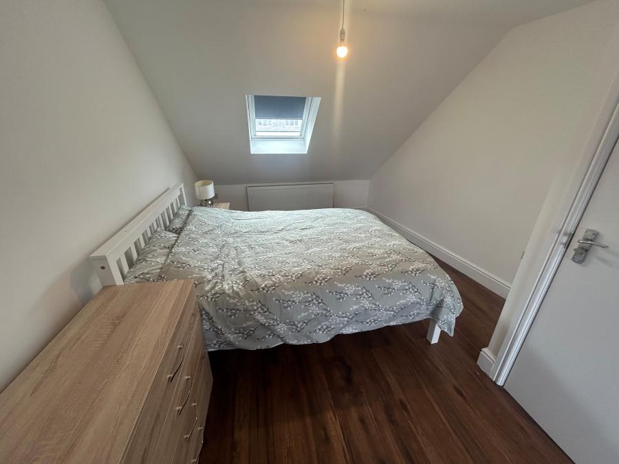 Room Derwent Road in East Staffordshire
