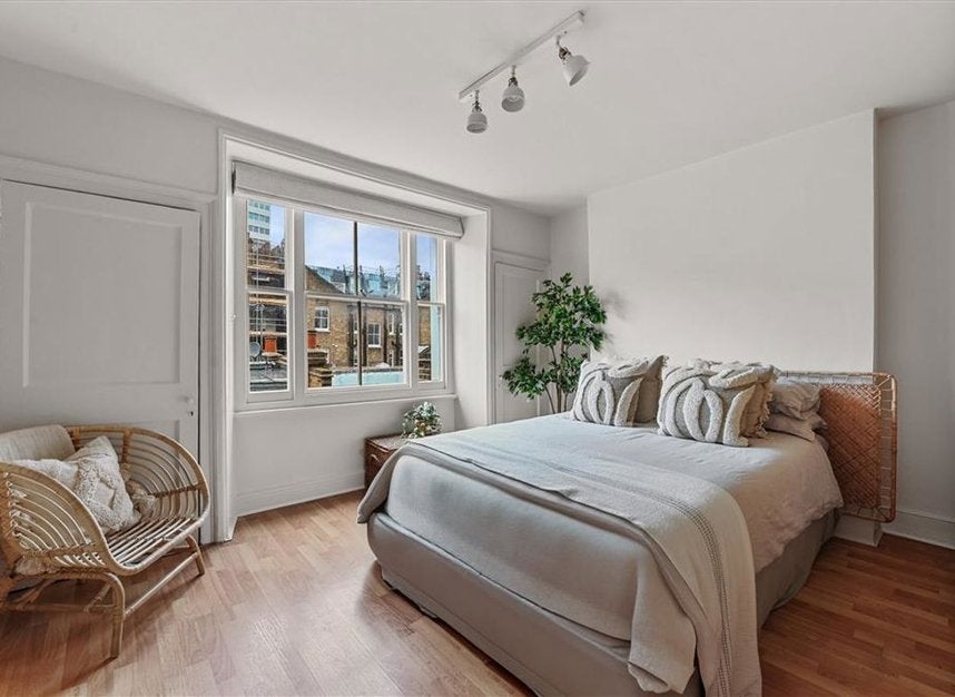 Flat Nottingham Place in City of Westminster