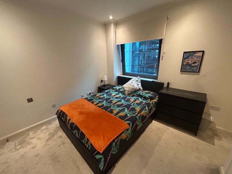 Room Alexia Square in Greater London