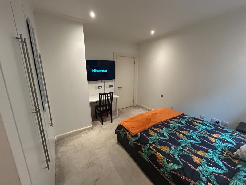 Room Alexia Square in Greater London