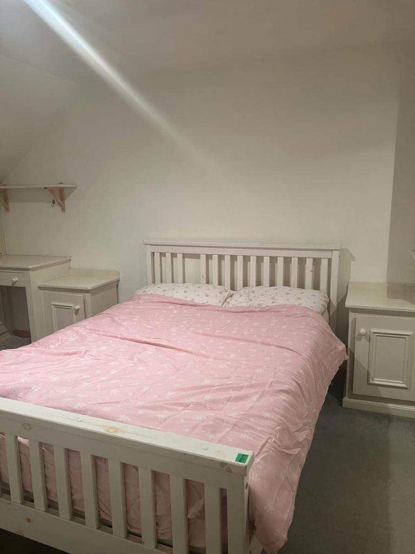 House Latchett Road in Greater London