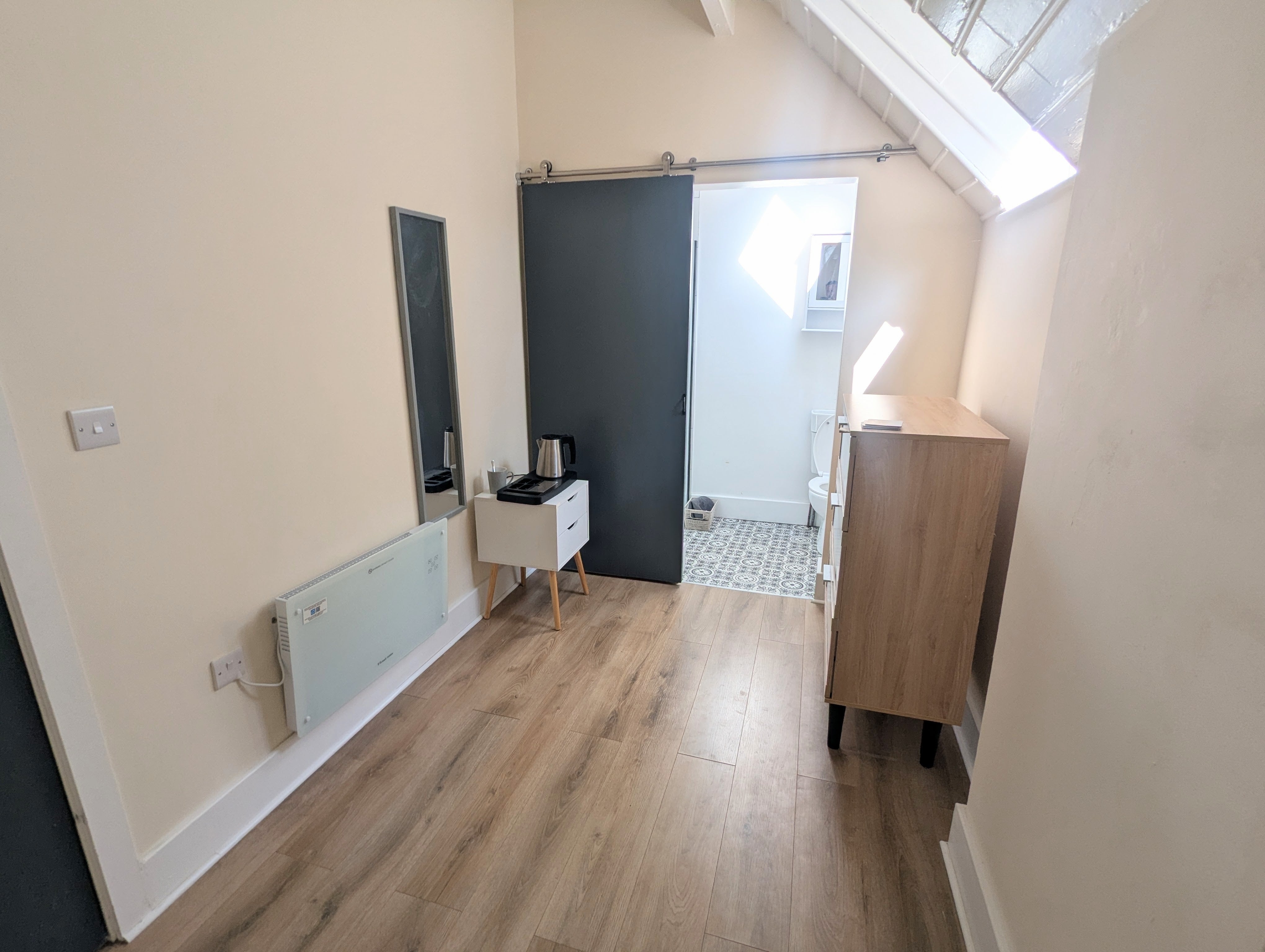 Room Cobden Court in Darlington