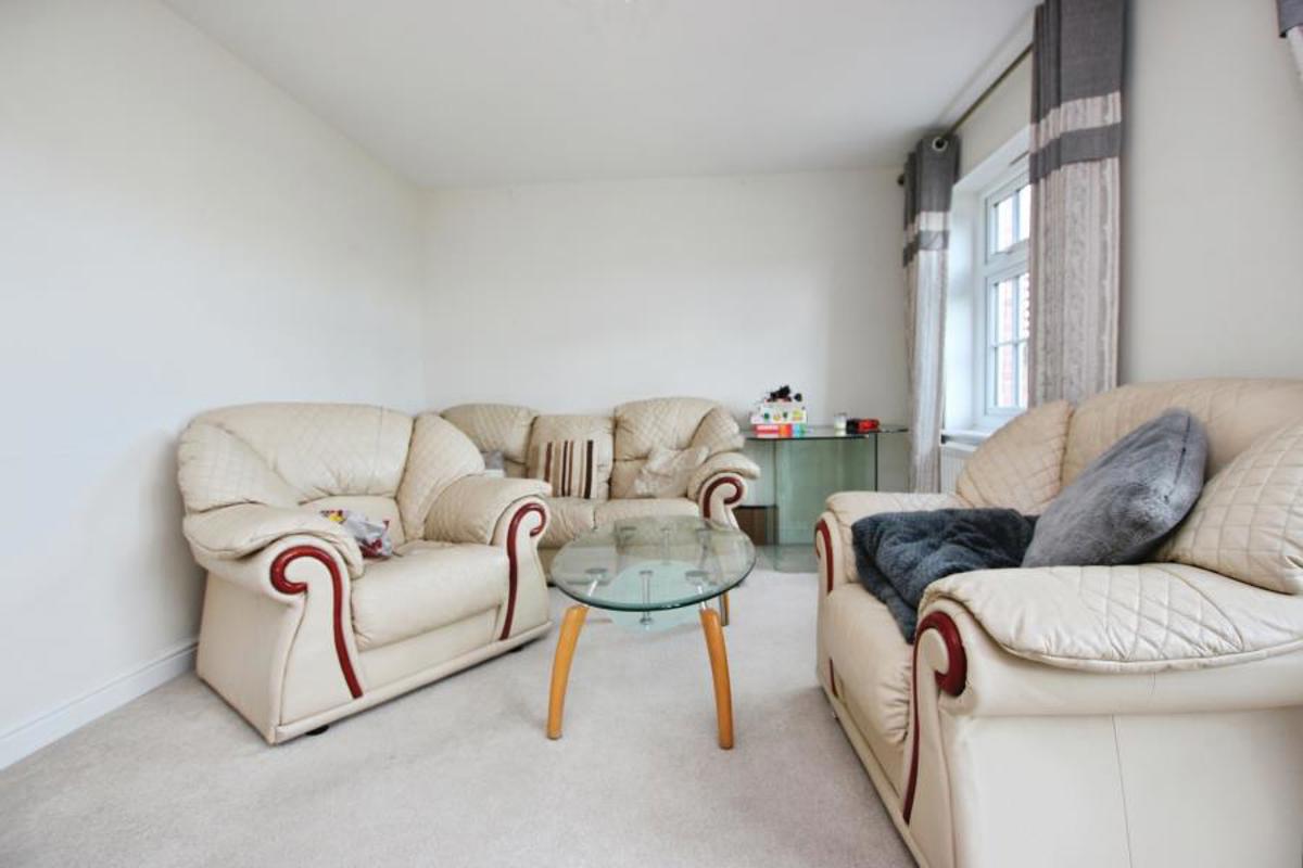House Great Clover Leaze in Stoke Gifford