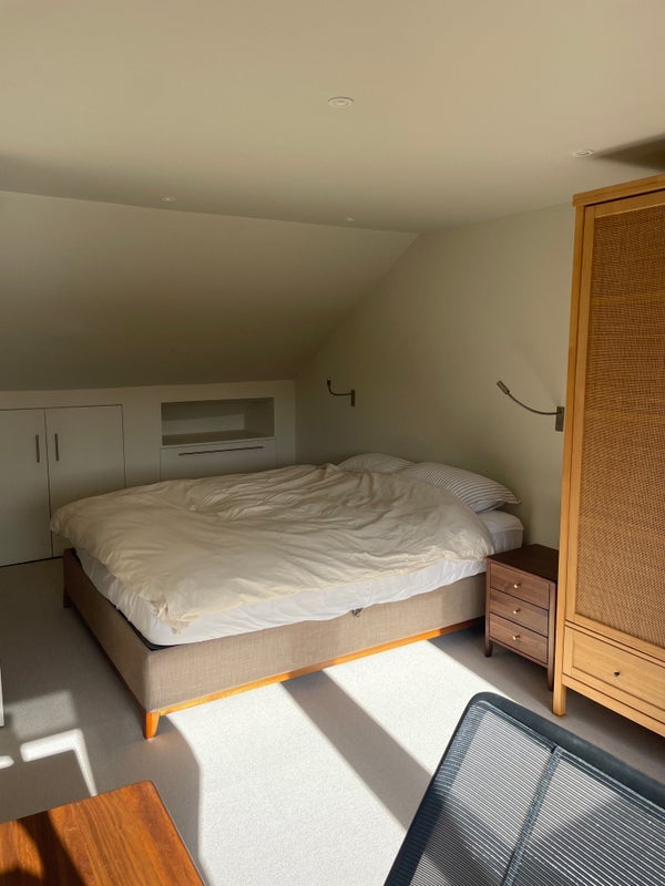 Room Claremont Road in Greater London