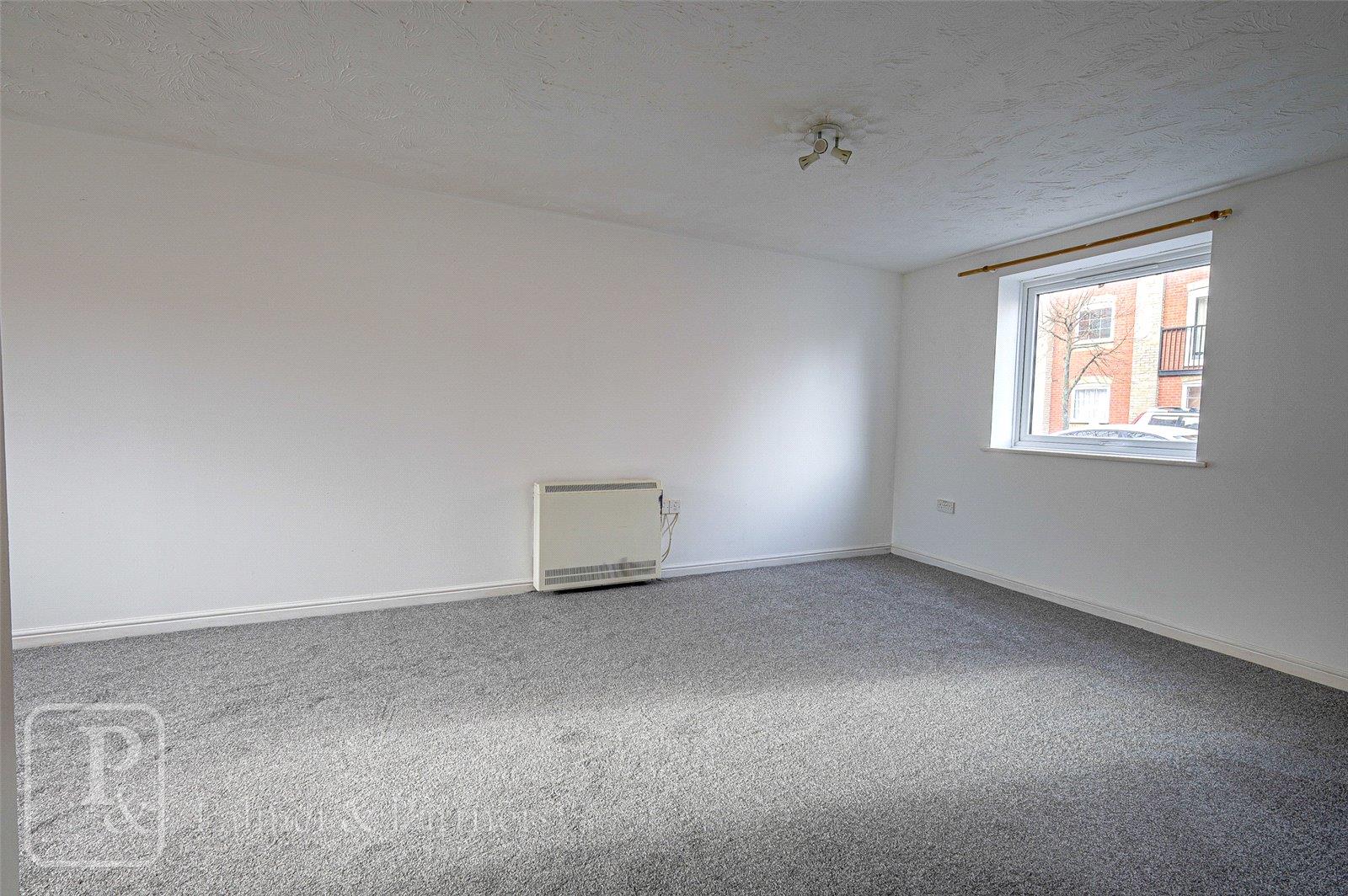 Flat Meachen Road in Colchester