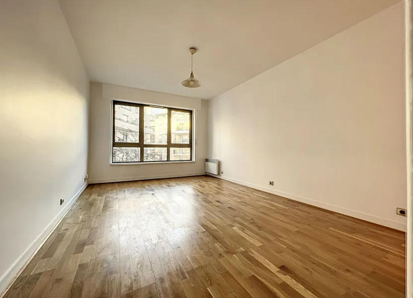 Flat Avenue Naast in Joinville-le-Pont
