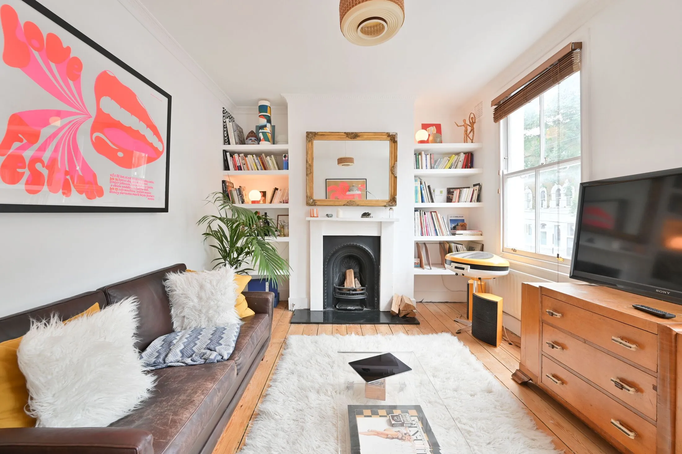 Flat Lynton Road in Greater London