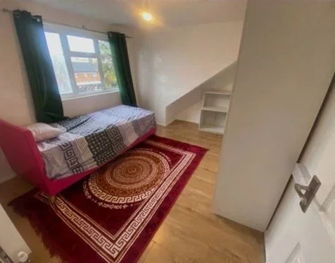 Room Ensign Way in Borough of Spelthorne