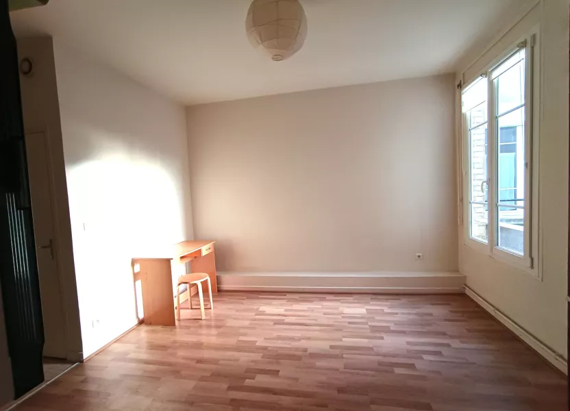 Appartement Place Drouet d'Erlon à Reims