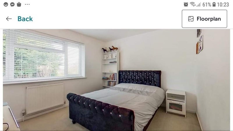 Room Hillmead in Crawley