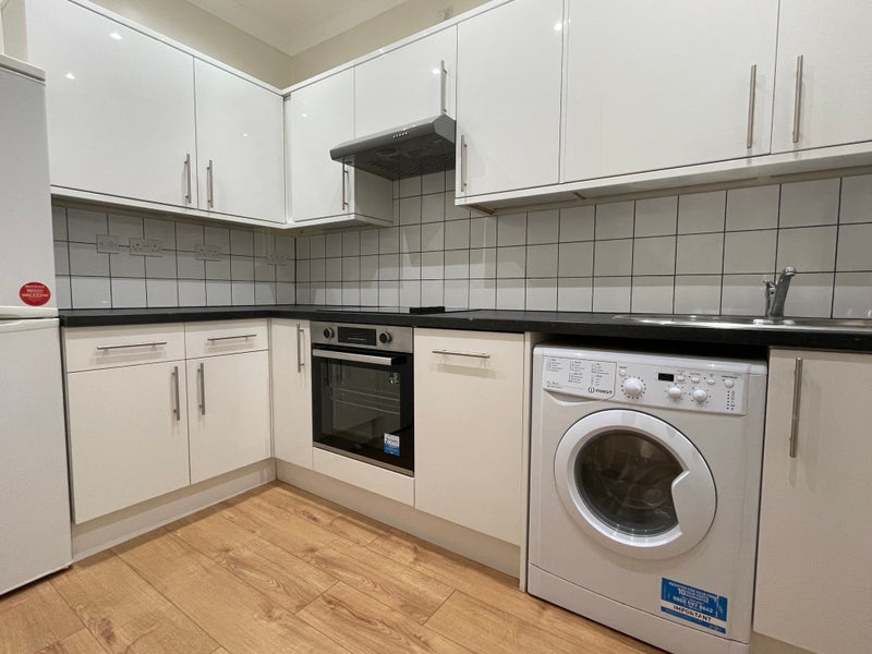 Room Camden Road in Greater London