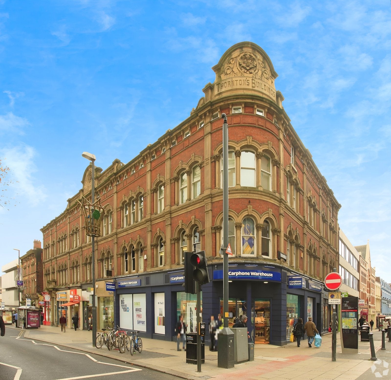 Flat The Headrow in Leeds