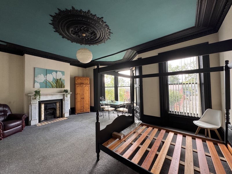 Room Beech Grove Road in Newcastle upon Tyne