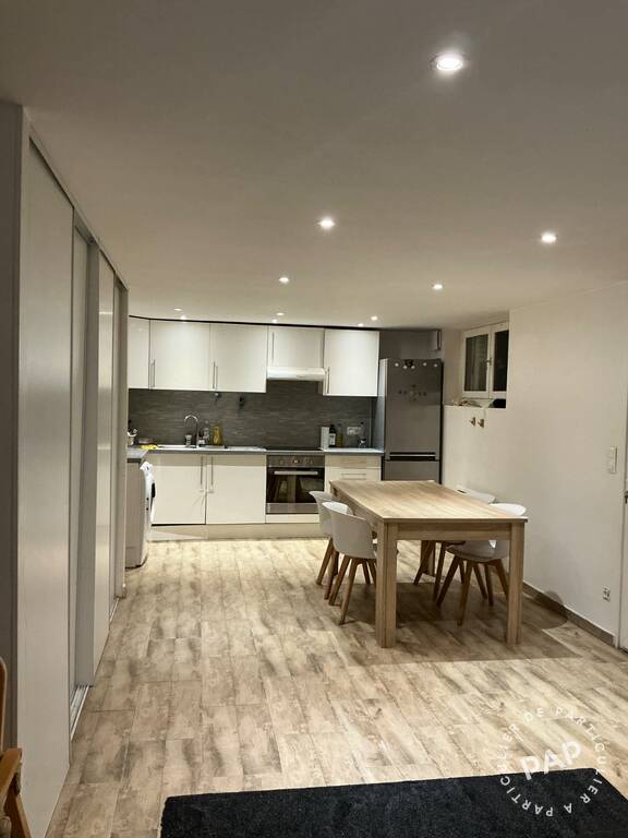 Flat Rue Camille Desmoulins in Arcueil