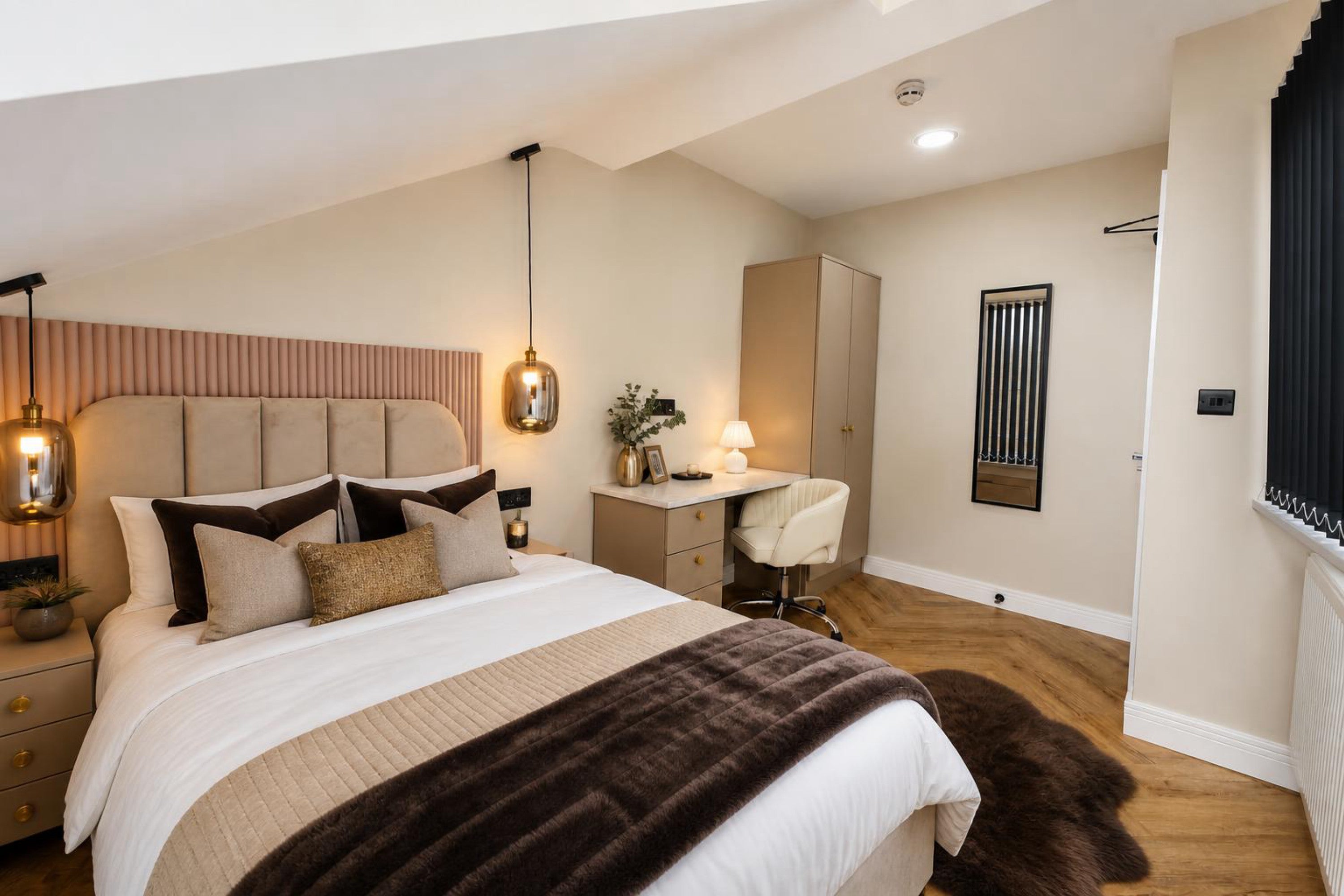 Room Raddlebarn Road in Birmingham