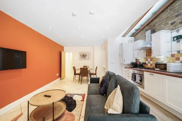 Flat Gopsall Street in Greater London