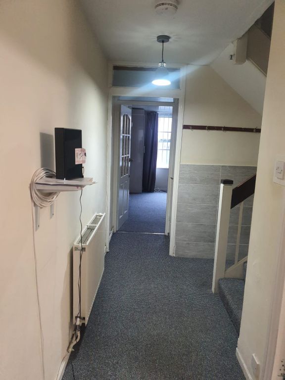 House Lyneham Walk in Greater London