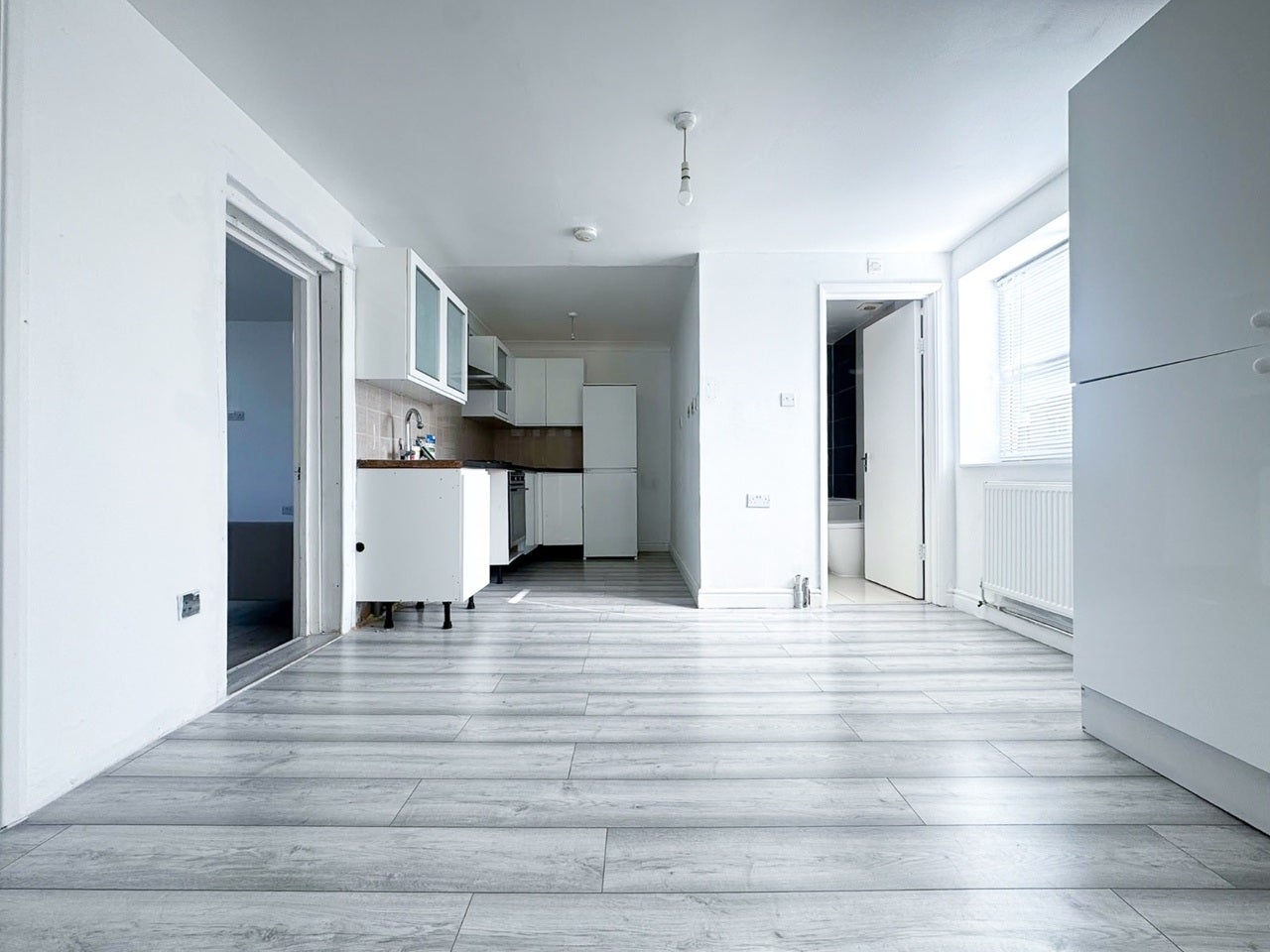 Flat The Link in Greater London