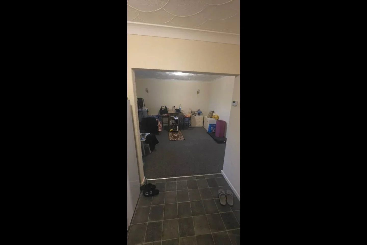Room Oxlow Lane in Greater London