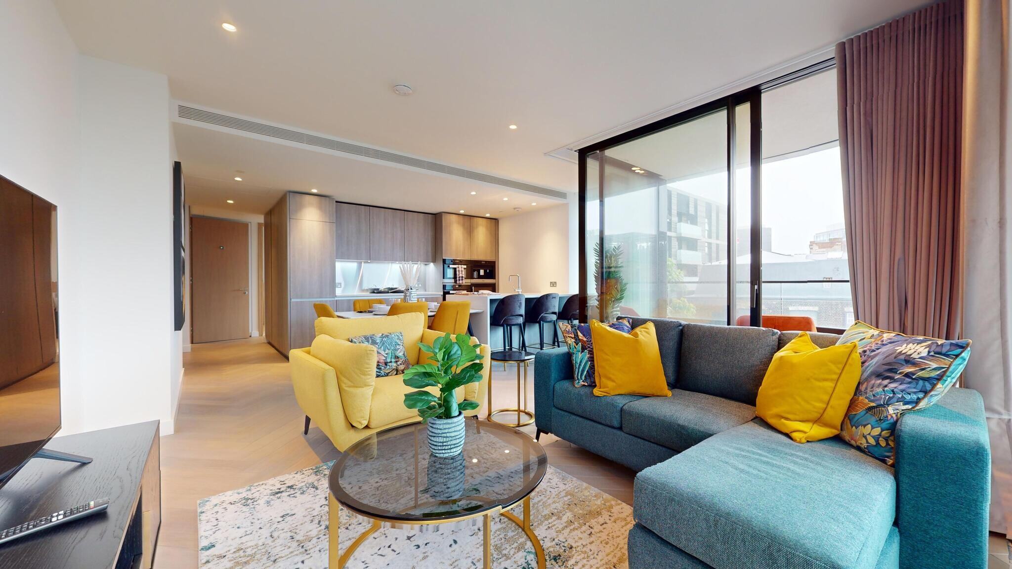 Flat Hearn Street in Greater London