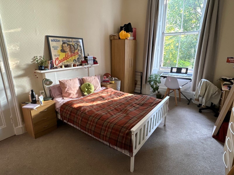 Room Morningside Road in City of Edinburgh