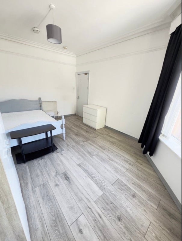 Room Birch Lane in Manchester