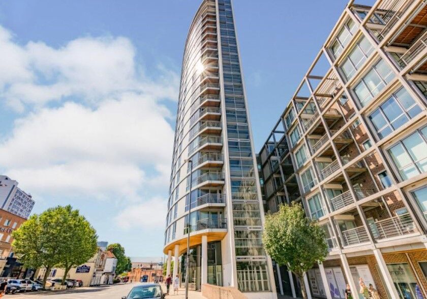 Flat Queen Street in Portsmouth