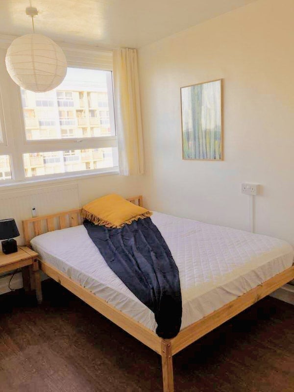 Room Somerset Square in Bristol