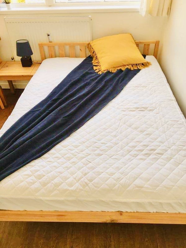 Room Somerset Square in Bristol