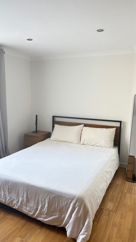 Room Woodland Mews in Greater London
